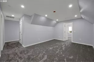 2132 Willona Dr, Eugene, OR 97408 - Photo 30