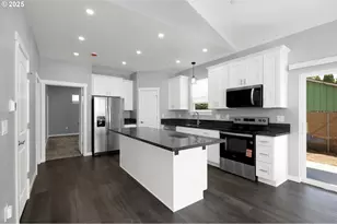 2132 Willona Dr, Eugene, OR 97408 - Photo 12