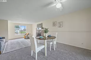 2010 Primrose St, Eugene, OR 97402 - Photo 12