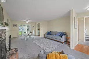 2010 Primrose St, Eugene, OR 97402 - Photo 6