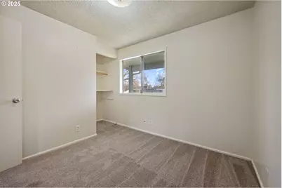 2010 Primrose St, Eugene, OR 97402 - Photo 32