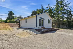354 N Wasson St, Coos Bay, OR 97420 - Photo 20