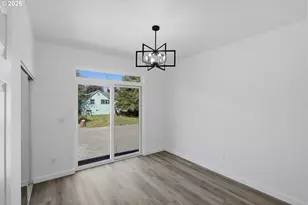 354 N Wasson St, Coos Bay, OR 97420 - Photo 14