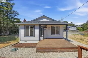 354 N Wasson St, Coos Bay, OR 97420 - Photo 26