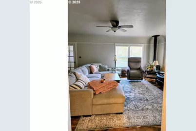 201 N Birch St, Coquille, OR 97423 - Photo 16