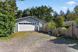 498 Lexington Ave NE, Bandon, OR 97411 - Photo 34