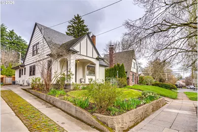 522 NE Royal Ct, Portland, OR 97232 - Photo 48