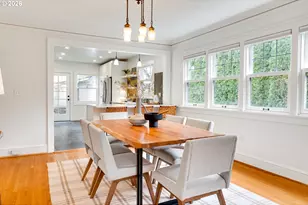 522 NE Royal Ct, Portland, OR 97232 - Photo 12