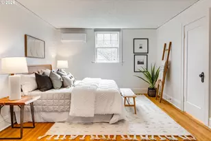 522 NE Royal Ct, Portland, OR 97232 - Photo 32