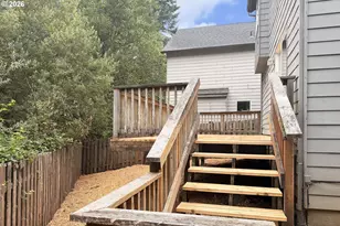 38783 Redwood St, Sandy, OR 97055 - Photo 16