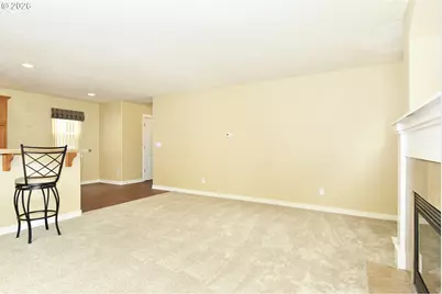 38783 Redwood St, Sandy, OR 97055 - Photo 8