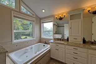 10120 SE Walnut Dr, Happy Valley, OR 97086 - Photo 12