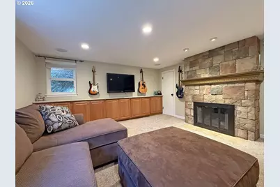 10120 SE Walnut Dr, Happy Valley, OR 97086 - Photo 16