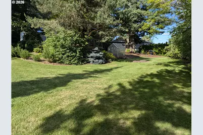 10120 SE Walnut Dr, Happy Valley, OR 97086 - Photo 32