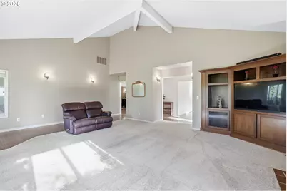 32565 SW Lake Point Ct, Wilsonville, OR 97070 - Photo 12