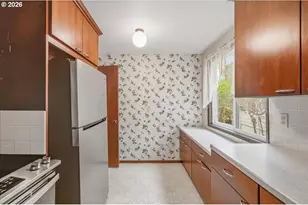 371 NE Village Squire Ave, Gresham, OR 97030 - Photo 18