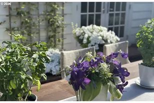 1606 S Carey Ln, Portland, OR 97219 - Photo 18