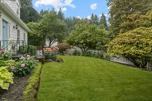 1606 S Carey Ln, Portland, OR 97219 - Photo 4