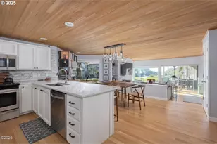 4175 N Hwy 101, Depoe Bay, OR 97341 - Photo 4