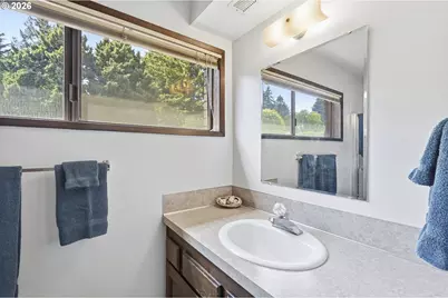 15651 Henrici Rd, Oregon City, OR 97045 - Photo 30