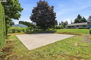 15651 Henrici Rd, Oregon City, OR 97045 - Photo 38