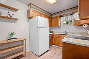 402 Bates Rd, Kelso, WA 98626 - Photo 6