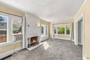 6914 SE 83rd Ave, Portland, OR 97266 - Photo 6