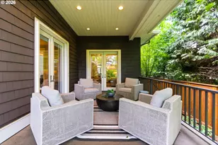 14711 Uplands Dr, Lake Oswego, OR 97034 - Photo 22