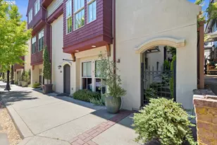 580 2nd St, Lake Oswego, OR 97034 - Photo 2