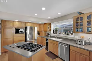 7720 S Macadam Ave, Portland, OR 97219 - Photo 10