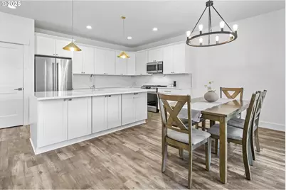 11779 SE White Tail Dr, Happy Valley, OR 97086 - Photo 10