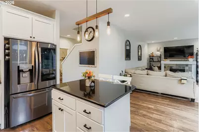 20024 SW Valiant Dr, Beaverton, OR 97007 - Photo 12