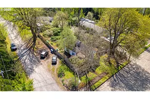 6636 N Richmond Ave, Portland, OR 97203 - Photo 4
