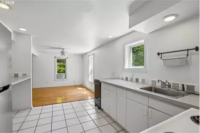 9421 NW Germantown Rd, Portland, OR 97231 - Photo 32