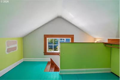 9421 NW Germantown Rd, Portland, OR 97231 - Photo 24
