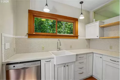 9421 NW Germantown Rd, Portland, OR 97231 - Photo 14