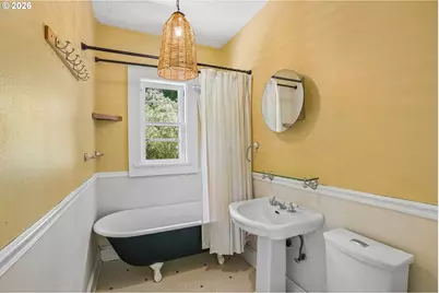 9421 NW Germantown Rd, Portland, OR 97231 - Photo 22