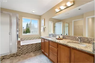 807 NW Brookhill St, Hillsboro, OR 97124 - Photo 24