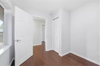 9125 N Geneva Ave, Portland, OR 97203 - Photo 16