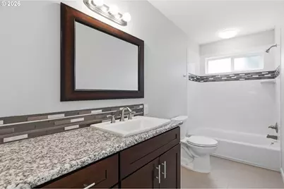 9125 N Geneva Ave, Portland, OR 97203 - Photo 26