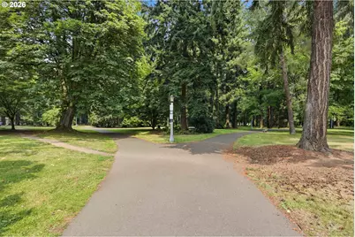 9125 N Geneva Ave, Portland, OR 97203 - Photo 44