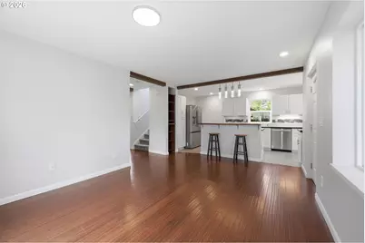 9125 N Geneva Ave, Portland, OR 97203 - Photo 8