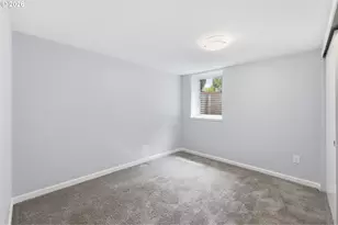 9125 N Geneva Ave, Portland, OR 97203 - Photo 28