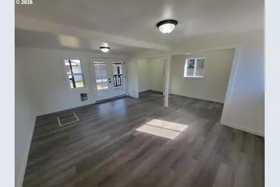 945 18th St, Salem, OR 97301 - Photo 22