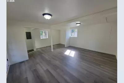 945 18th St, Salem, OR 97301 - Photo 24