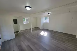 945 18th St, Salem, OR 97301 - Photo 24