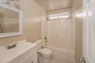1871 Heitzman Way, Eugene, OR 97402 - Photo 28