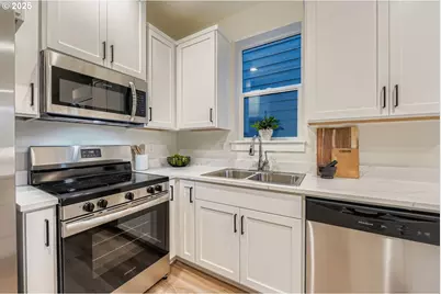 7758 SW Bonita Rd, Tigard, OR 97224 - Photo 8