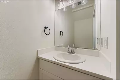 7758 SW Bonita Rd, Tigard, OR 97224 - Photo 10