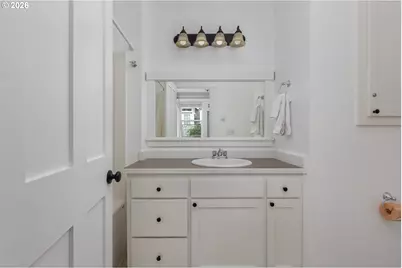 2586 SW Anemone Ave, Lincoln City, OR 97367 - Photo 12